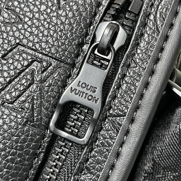 ルイヴィトンバッグ角部分ディテール